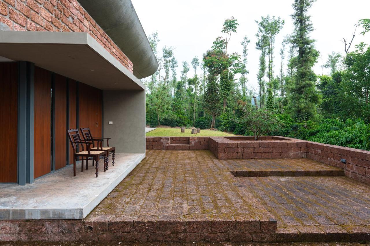 Saffronstays Cafella- A 3-Bdr Elliptical-Roof Villa In Chikmagalur Mudigere Esterno foto